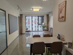 悦湖湾花园低密度洋房 全屋装修南厅 好楼层 有证C