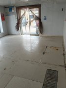 出租义乌南临街两层约90平把头门市房停车便利