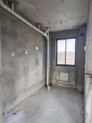 青山公园旁边 丰泽园2楼 全明户型 2室2厅带地下室 证全