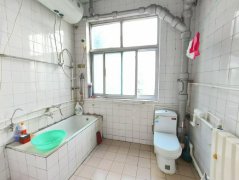 佳华门口 虹桥南区3楼 两室一厅 家具家电齐全 拎包入住