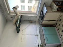 黎明小区两居室一楼出租带地下室
