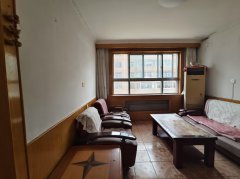 出租彩虹西区3楼85平750元