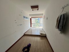 奥苑，三楼，128平，边户，四期，带地下室，三室两厅两卫