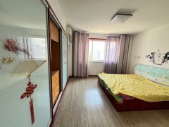 奥苑，三楼，128平，边户，四期，带地下室，三室两厅两卫