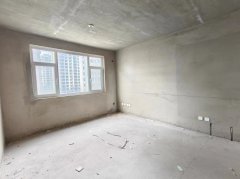 顶账房 荣盛小区南排9楼东边户三室两厅户型方正 送地下室