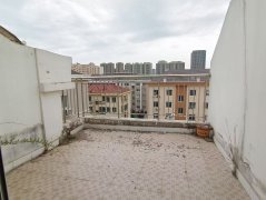 三环德盛嘉苑5楼带阁楼 上下150平带地下室带露台 支持贷款