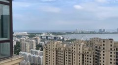 自在香滨顶加阁178平六室送三个大露台79.8万诚心出售