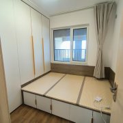 自在香滨9楼79平两室1500/月出租