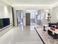 高阳小区2楼 婚房精装带全套家具家电 全明户型 支持贷款