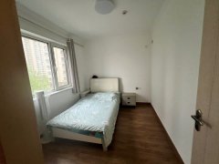 自在香滨，四楼，131，三室两厅两卫，精装，拎包入住，