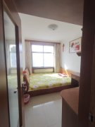 出租得润居，三楼，75平，精装，拎包入住，900