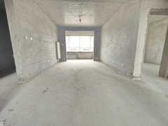sy99德龙馨苑电梯11层108平带地下室三室毛坯房仅售49