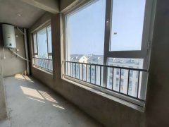 书香世家电梯洋房9楼135平三室两卫毛坯带地下室诚心出售