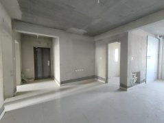 sy99南荣小区二楼框架电梯房99平毛坯房43.8万低价出售