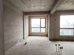 sy99麒麟花园三楼80.29平送车位两室毛坯