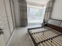 45.8万紫玉阳光华府一楼101平两室精装