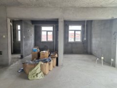 成山锦苑九楼120平方毛坯75万