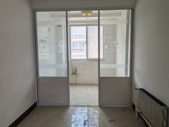 三环框架楼3楼78平仅售29.8万。