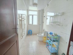 三环西区A区5楼111平三室简装边户全明户型G