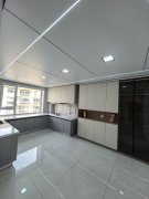 曙光西区140平新装婚房67.5万