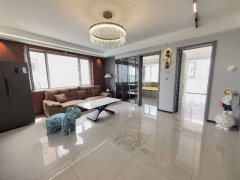 69.8万阳光丽景，精装修婚房三室