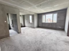 南荣小区电梯房12楼东边户 113平三室两厅全明户型送地下室