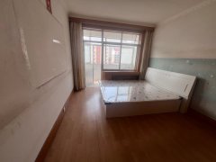 刘家小区，86.39平，三居室，带地下室，29.8万