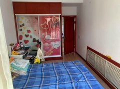 海崖小区，4楼，85平，两居室，精装，带车库，29.8万
