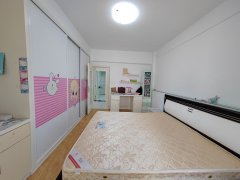 三环嘉苑2楼142.99平三室两卫精装带地下室车位69.8万