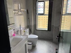 金悦华府 复式62+90平 精装修带家具家电 拎包入住 证全