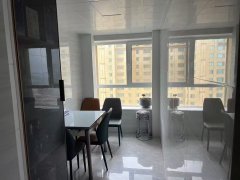 金悦华府 复式62+90平 精装修带家具家电 拎包入住 证全