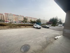 出租门市荣成大润发东面临街100平2个门市出租