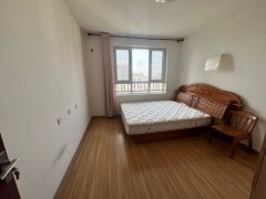 出租新庄北区，17楼，精装，三居室，南客厅，家具家电齐全