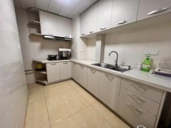 出租公园壹号两室，家具家电齐全