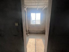 成山奥苑，4楼，91平，南客厅，39.8万，车库26平12万