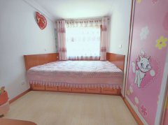 海崖小区框架2楼精装婚房仅住半年送车库G