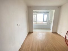 三环西区1楼 简装 全明户型 3室朝阳带地下室 可贷款