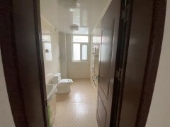 三环西区1楼 简装 全明户型 3室朝阳带地下室 可贷款