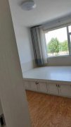 一中对面妇幼小区三室两卫精装家具家电齐全拎包入住吉屋出租