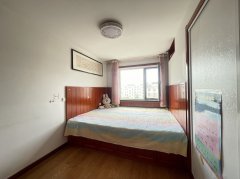 三环成山奥苑三期4楼90平实木精装两室G