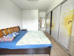振华体育场西怡心苑框架6楼106平两室G