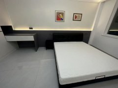 广宇小区多层3楼94平方两室精装
