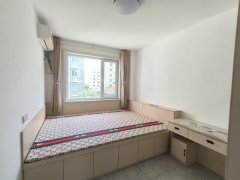 鑫水华庭电梯房三室精装带地下室家具家电齐全吉屋出租