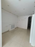 荣成市区时代广场沿街复式门市132平复式旺铺出租