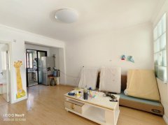 哥尔电子附近 华悦新城北区2楼 三室一厅精装修环境好拎包入住
