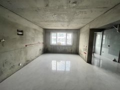盛仕文苑框架103.9平两室半装修带地下室49.8万诚心出售