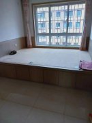 哥尔电子附近 华悦新城南区3楼三室一厅配套齐全 拎包入住