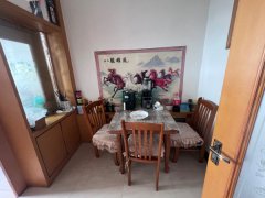 新庄南区，87平，三楼，带地下室，33.8万