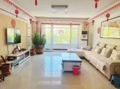 香郡小区框架多层一楼，139平三室两卫精装