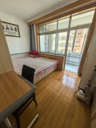广宇小区一楼95平三室简装家具家电齐全拎包入住吉屋出租